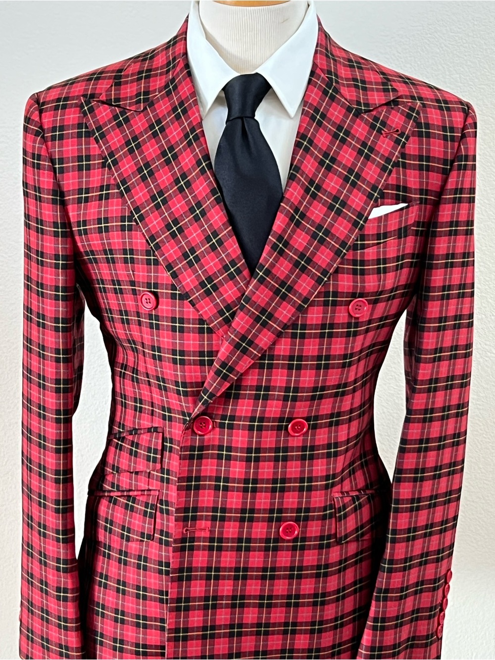 Red Plaid Double-Breasted super 150 Cerruti wool suit